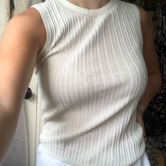ANN TAYLOR White knit tank top - Picture 3 of 10